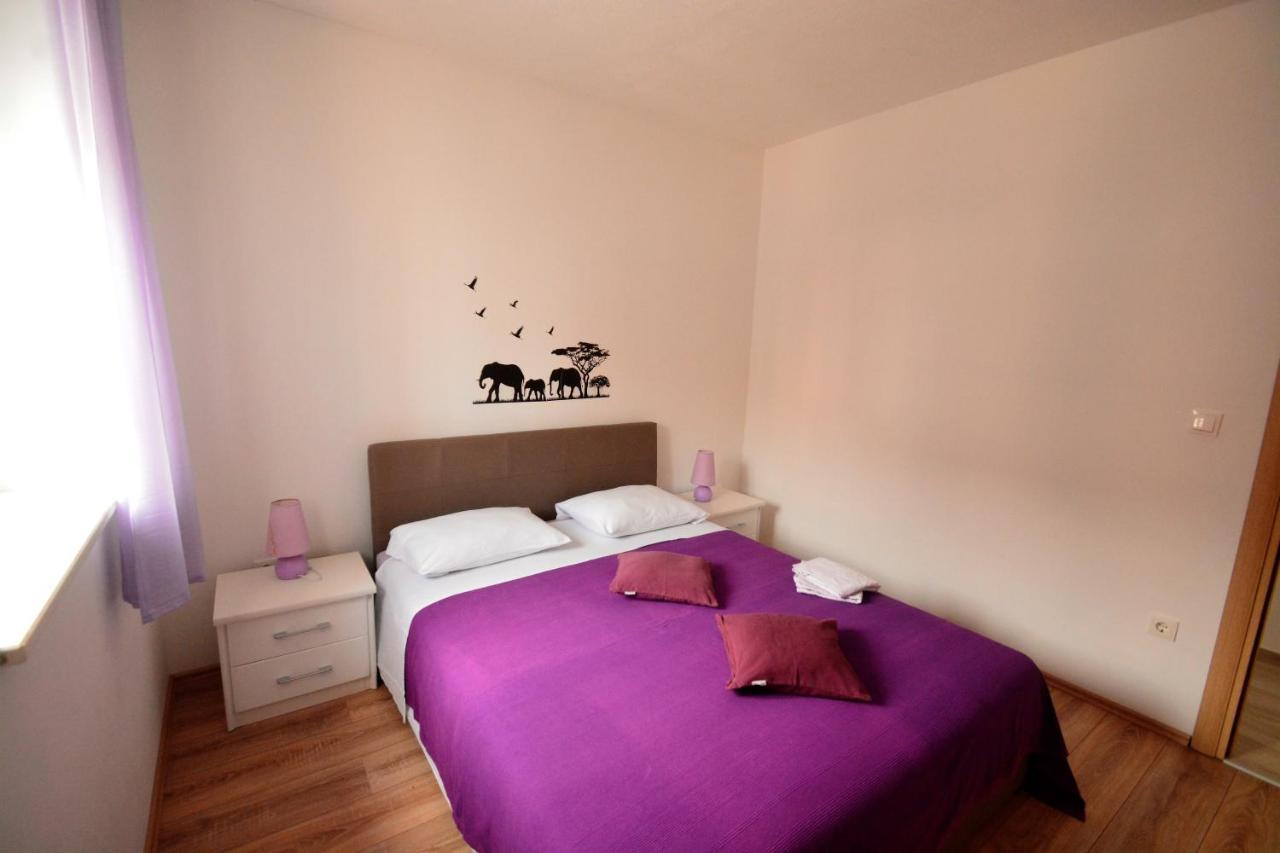 Kala And Tina Apartments Podstrana Eksteriør bilde